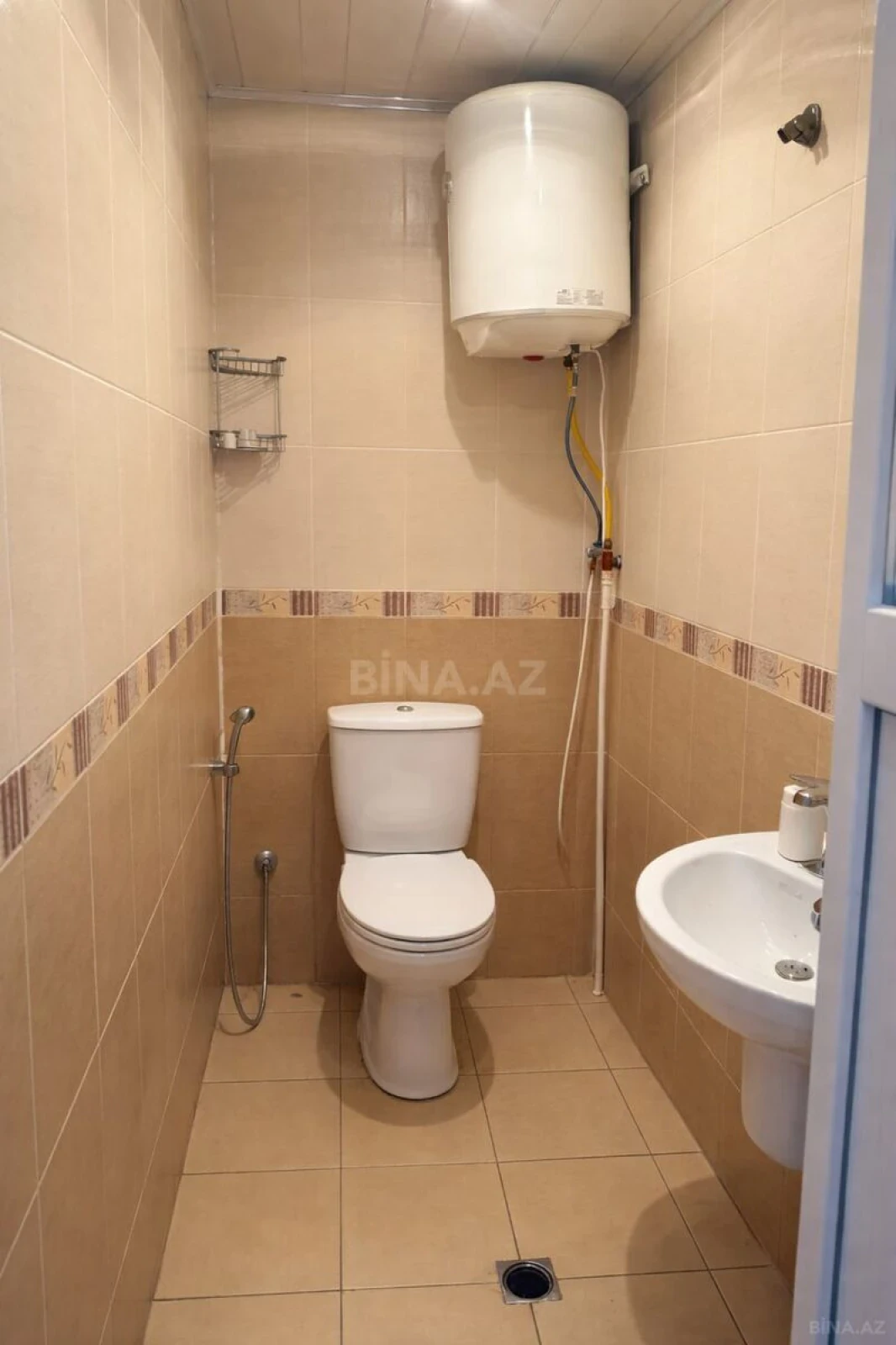 Satılır 2 otaqlı ofis 25 m²