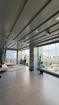 Satılır 4 otaqlı mənzil 328 m²