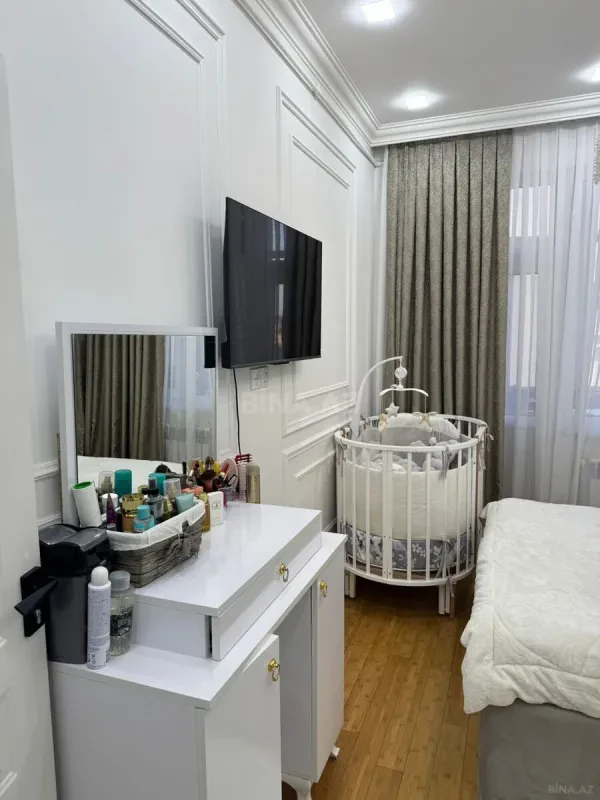 Satılır 2 otaqlı mənzil 70 m²