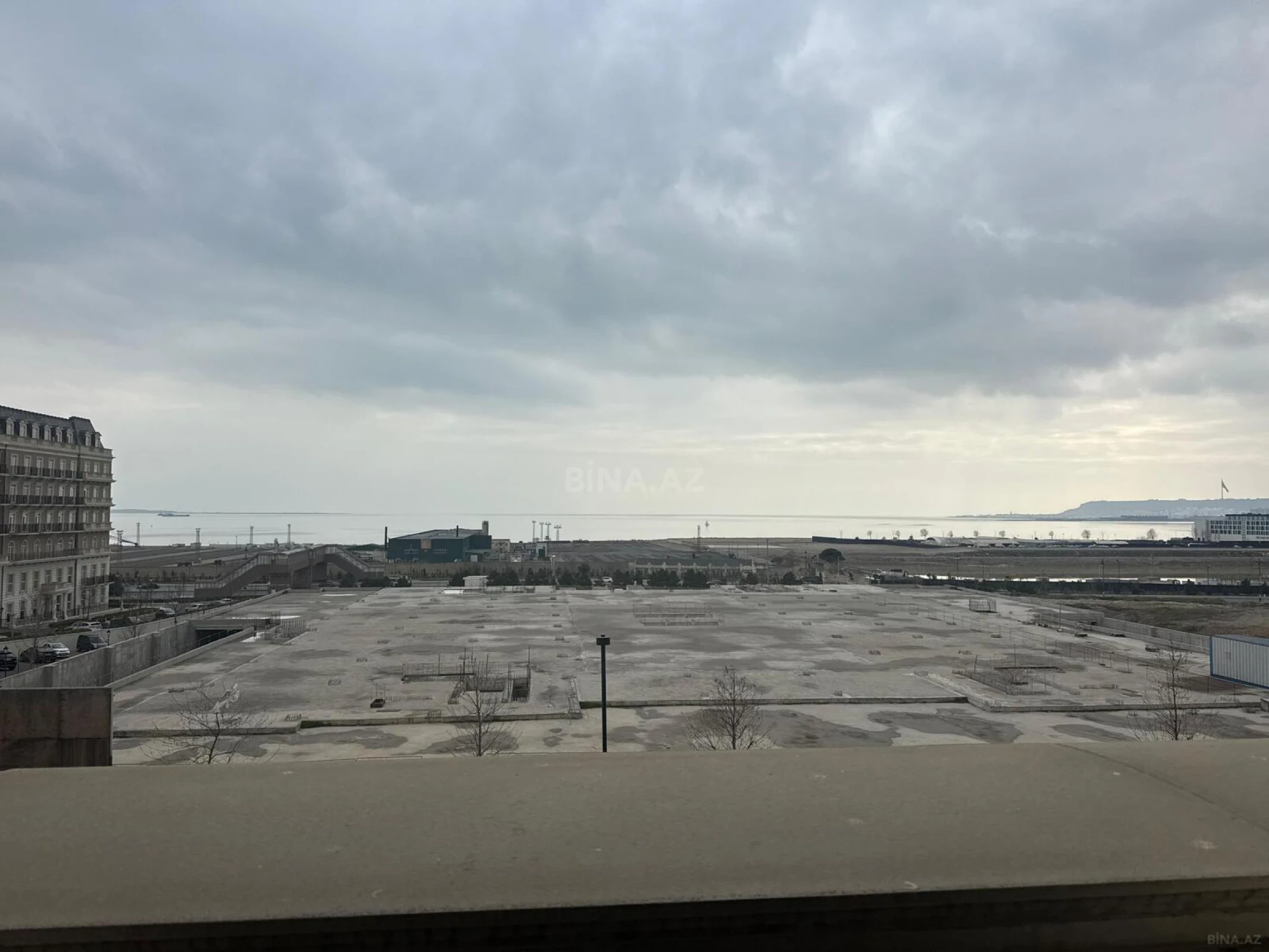 Satılır 3 otaqlı mənzil 112.4 m²