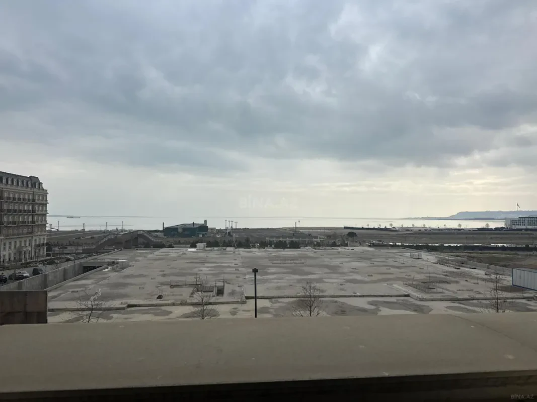 Satılır 3 otaqlı mənzil 112.4 m²