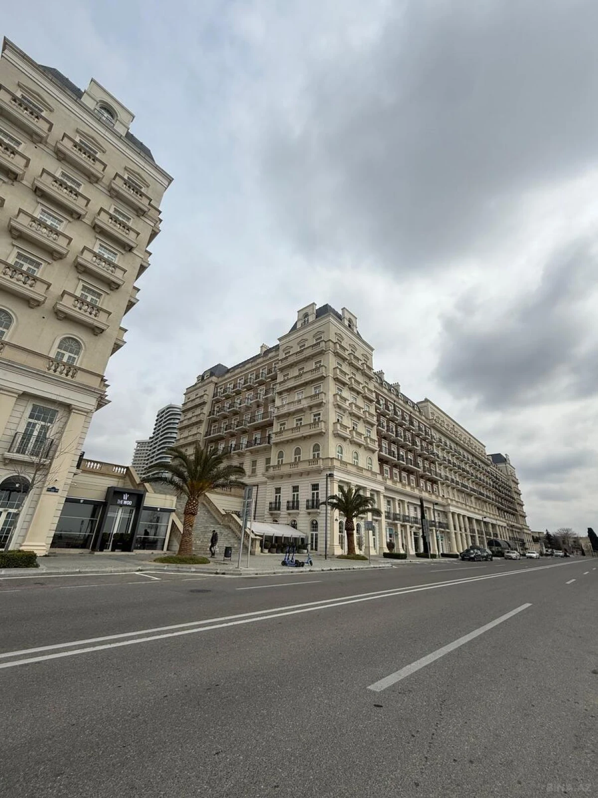 Satılır 3 otaqlı mənzil 112.4 m²