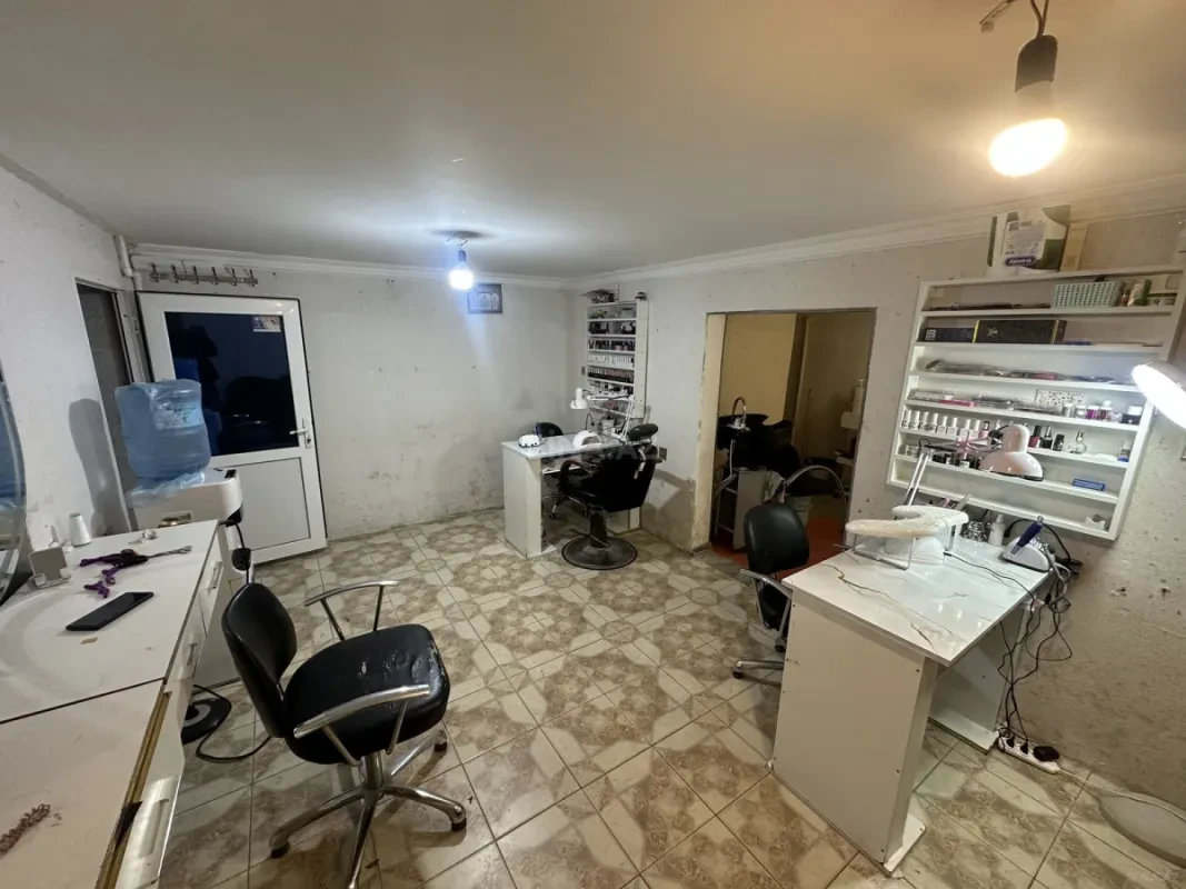 Satılır obyekt 58 m²