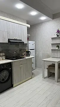 Kirayə verilir 1 otaqlı mənzil 40 m²
