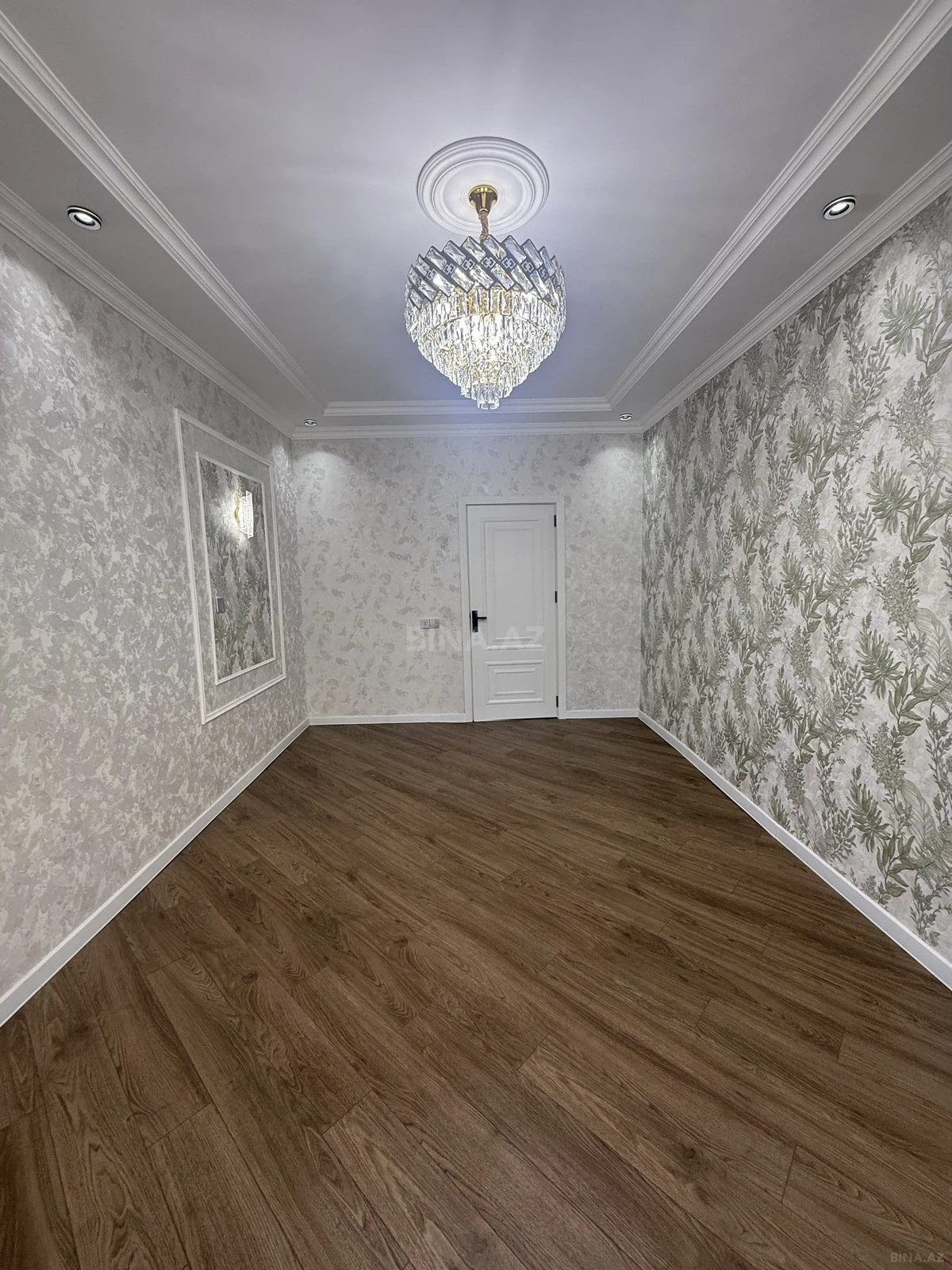 Satılır 2 otaqlı mənzil 55 m²