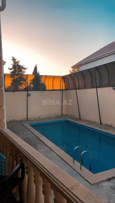 Satılır 5 otaqlı həyət evi 350 m²