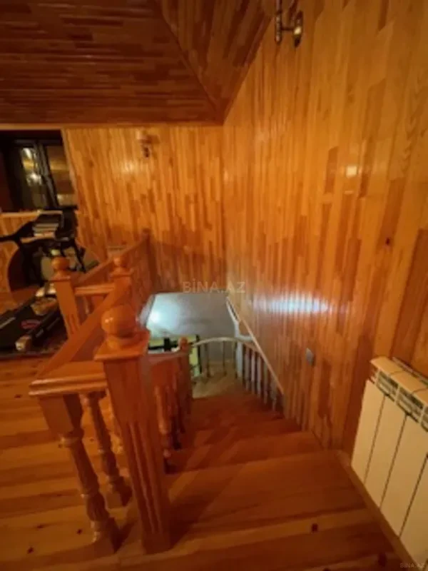 Satılır 5 otaqlı həyət evi 350 m²