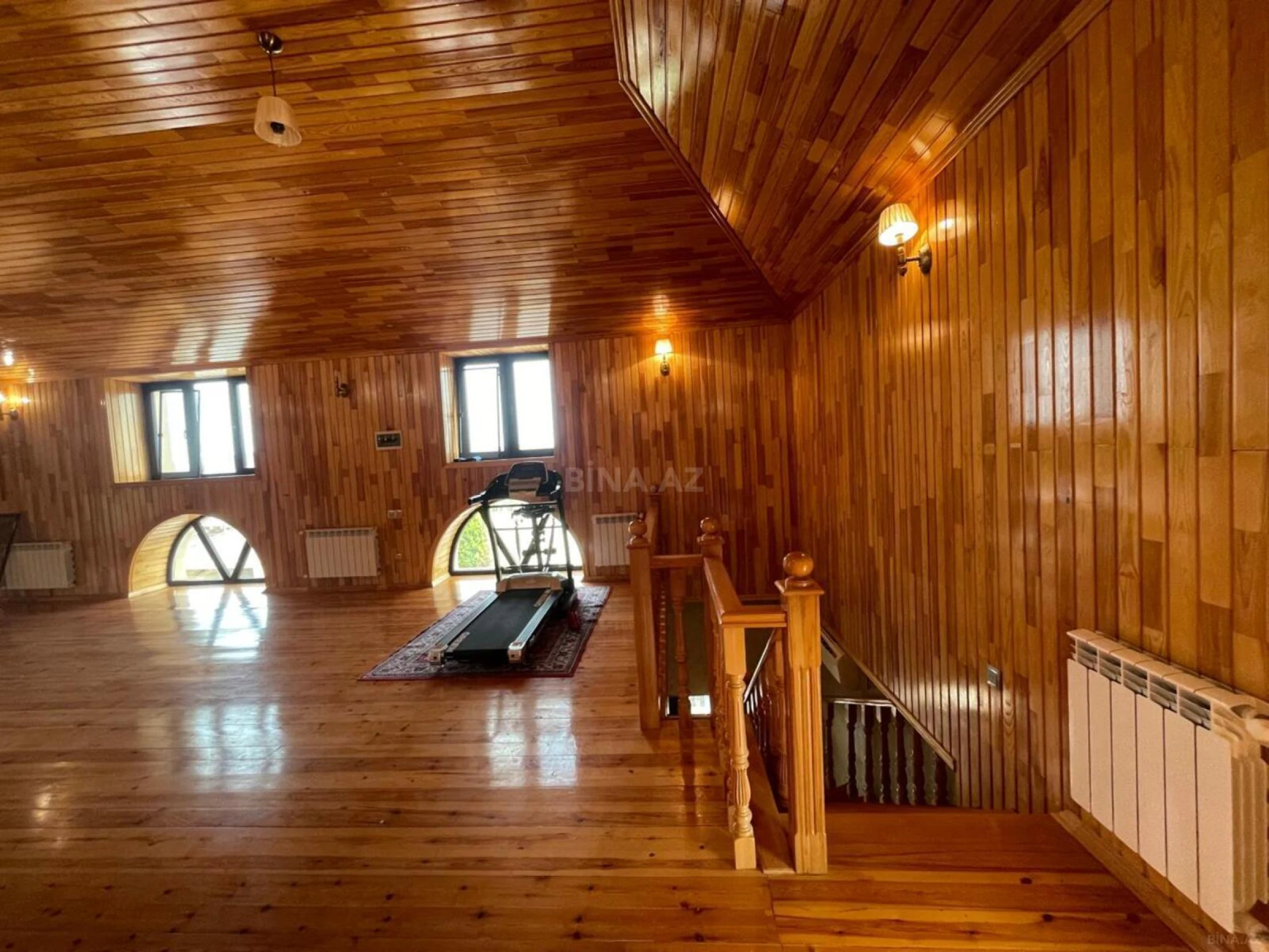 Satılır 5 otaqlı həyət evi 350 m²