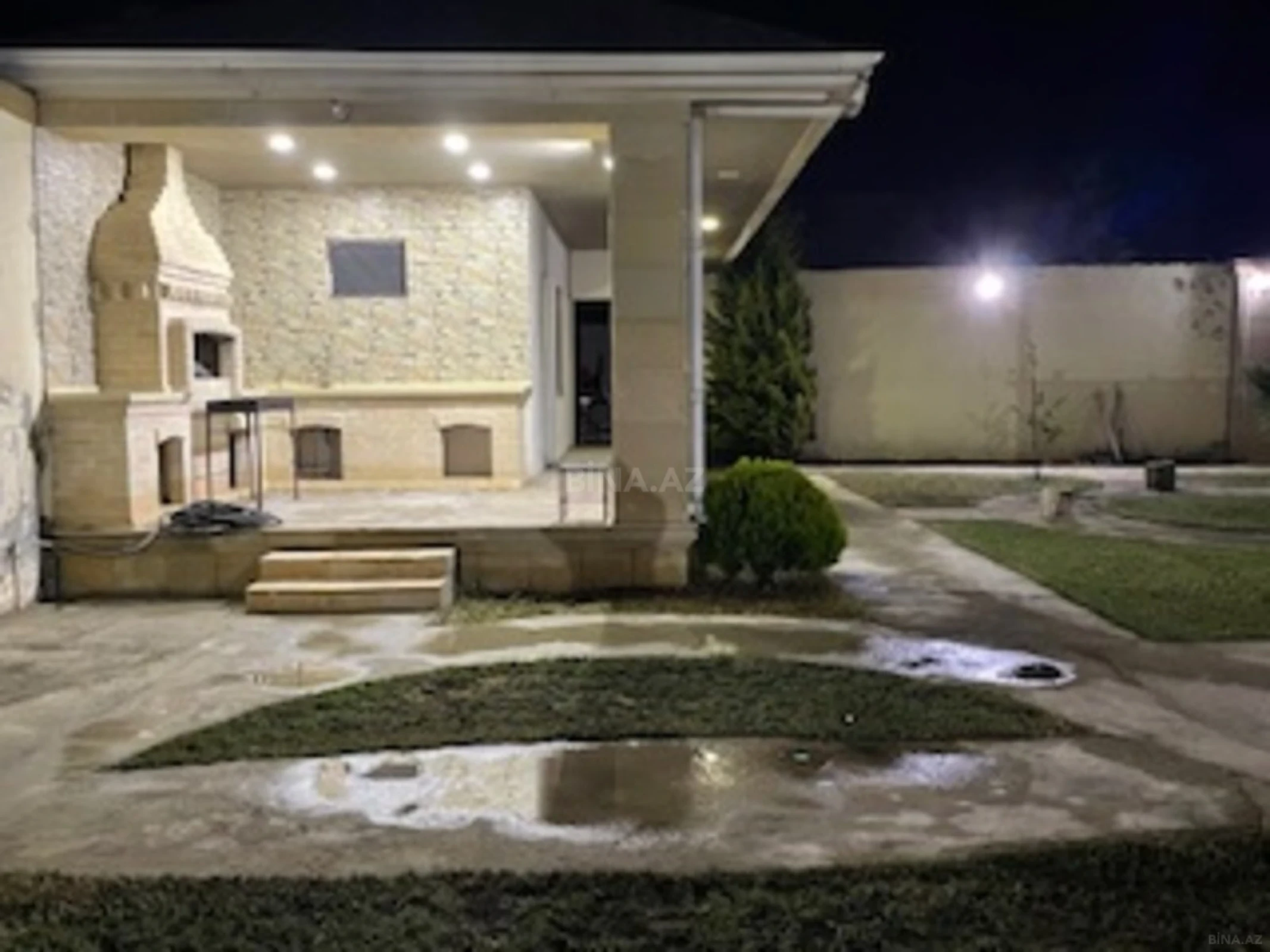Satılır 5 otaqlı həyət evi 350 m²