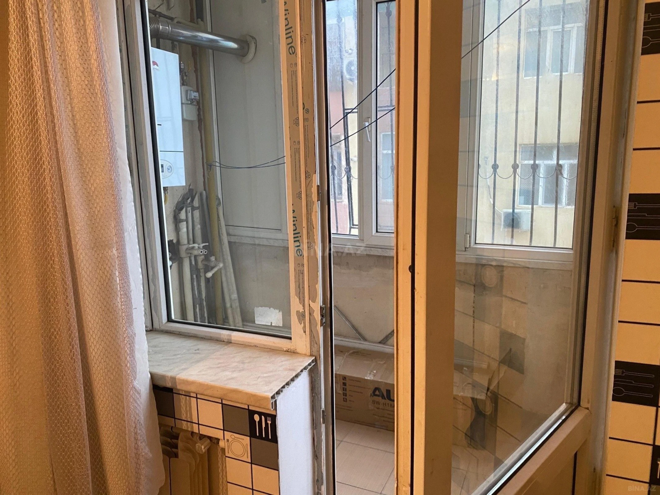 Satılır 2 otaqlı mənzil 105 m²