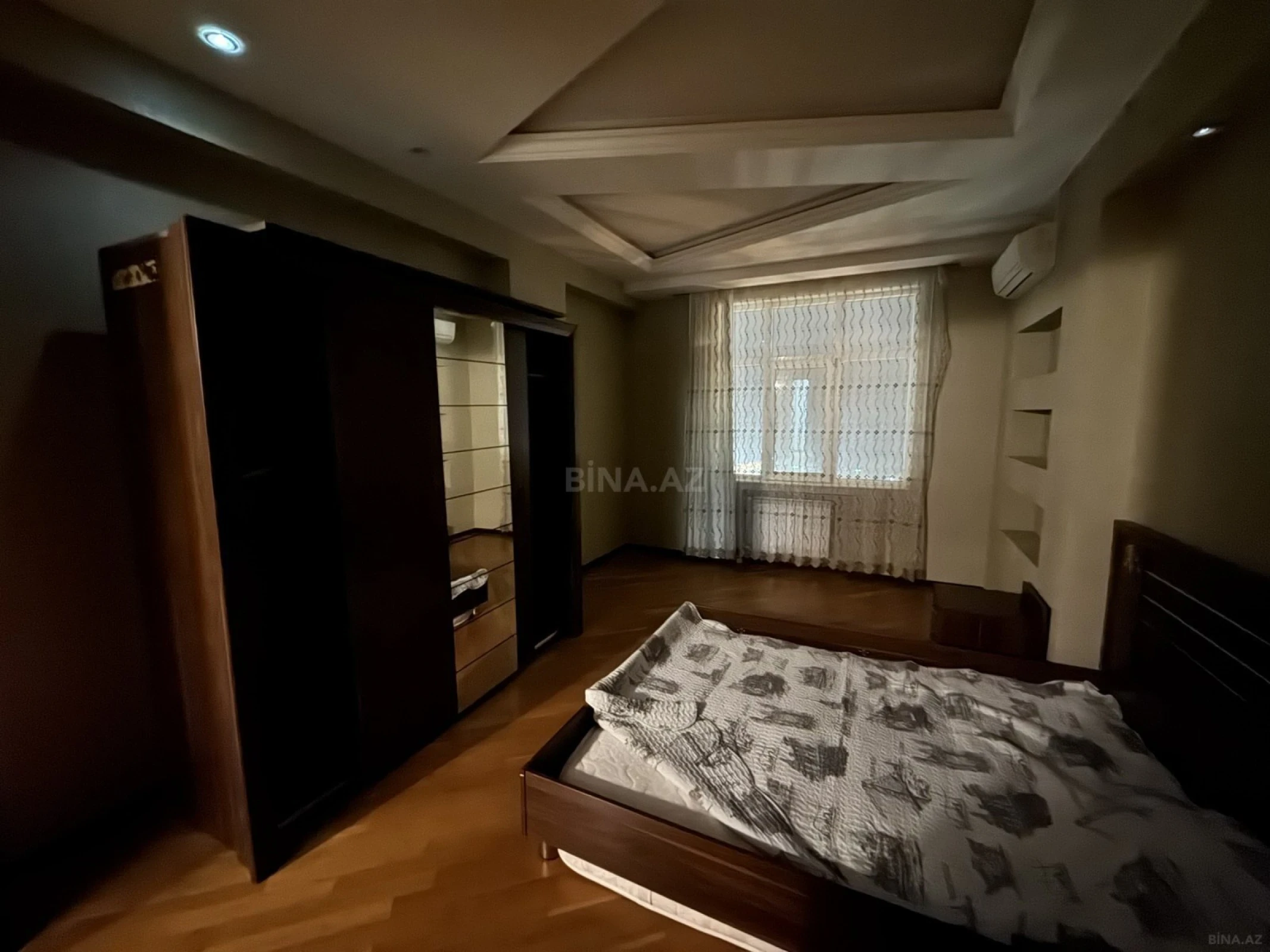 Kirayə verilir 3 otaqlı mənzil 115 m²