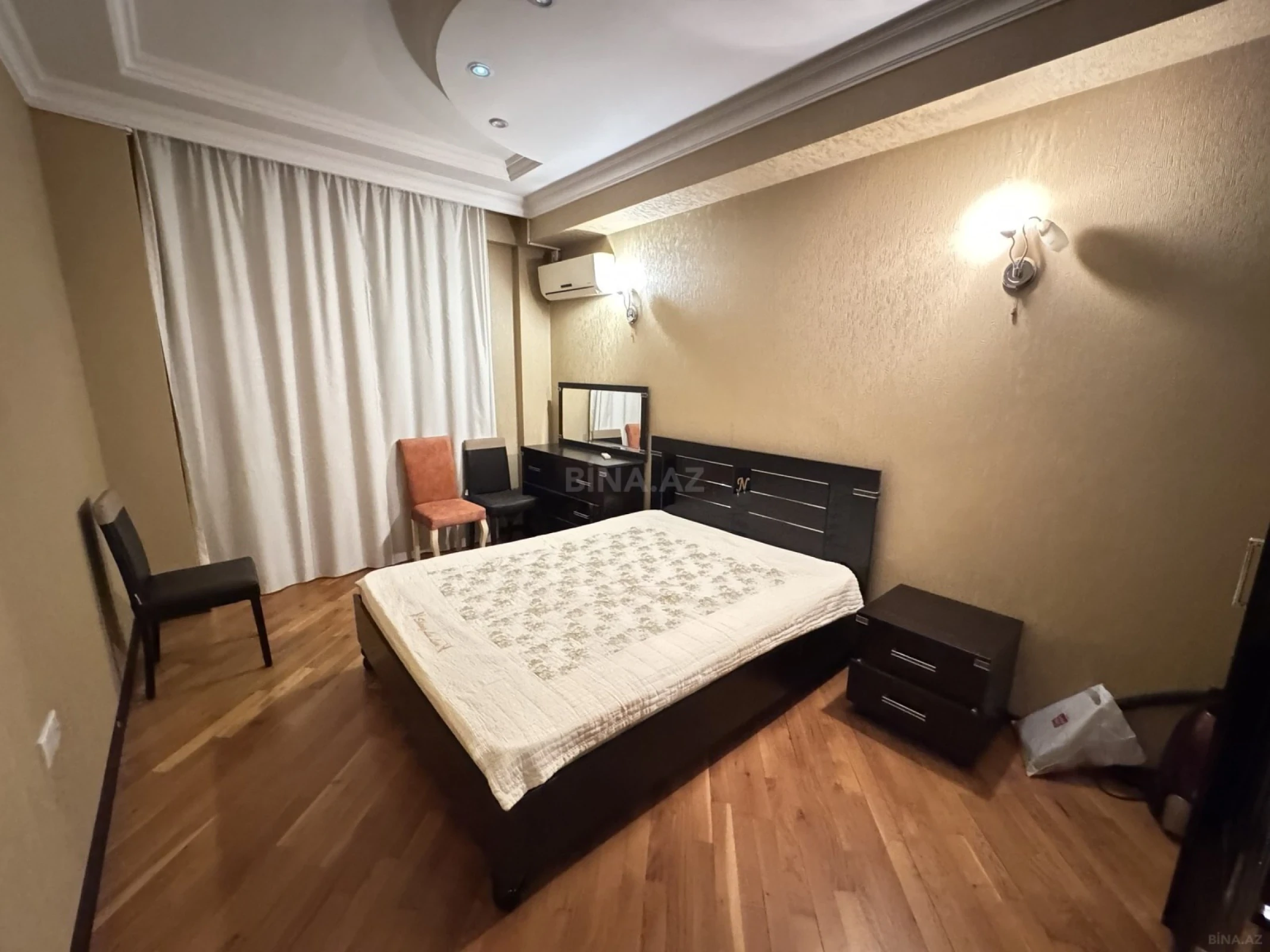 Kirayə verilir 3 otaqlı mənzil 115 m²
