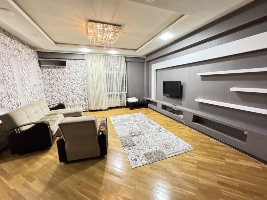 Kirayə verilir 3 otaqlı mənzil 115 m²