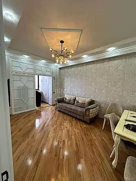Kirayə verilir 2 otaqlı mənzil 55 m²