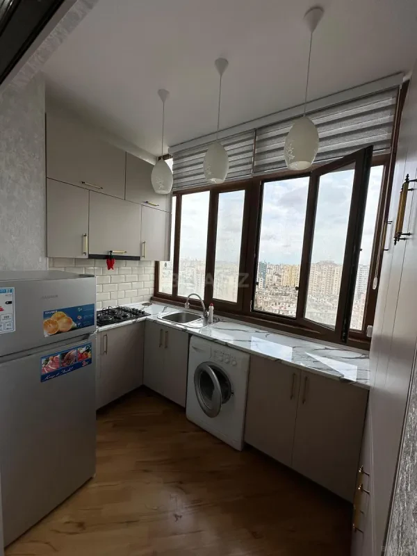 Kirayə verilir 2 otaqlı mənzil 55 m²