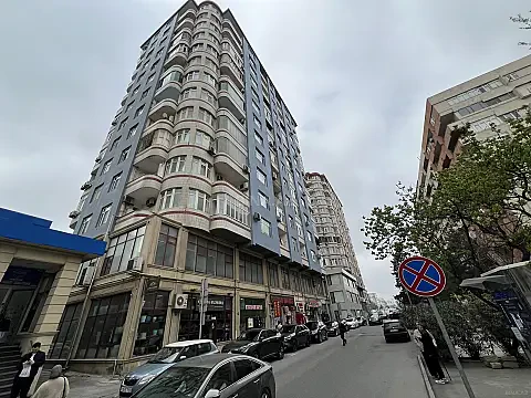 Satılır 3 otaqlı mənzil 160 m² — Bakı, Nəsimi 3 otaq 160.00 m²