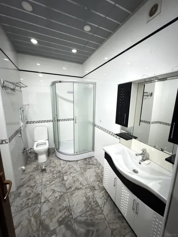 Satılır 3 otaqlı mənzil 115 m²