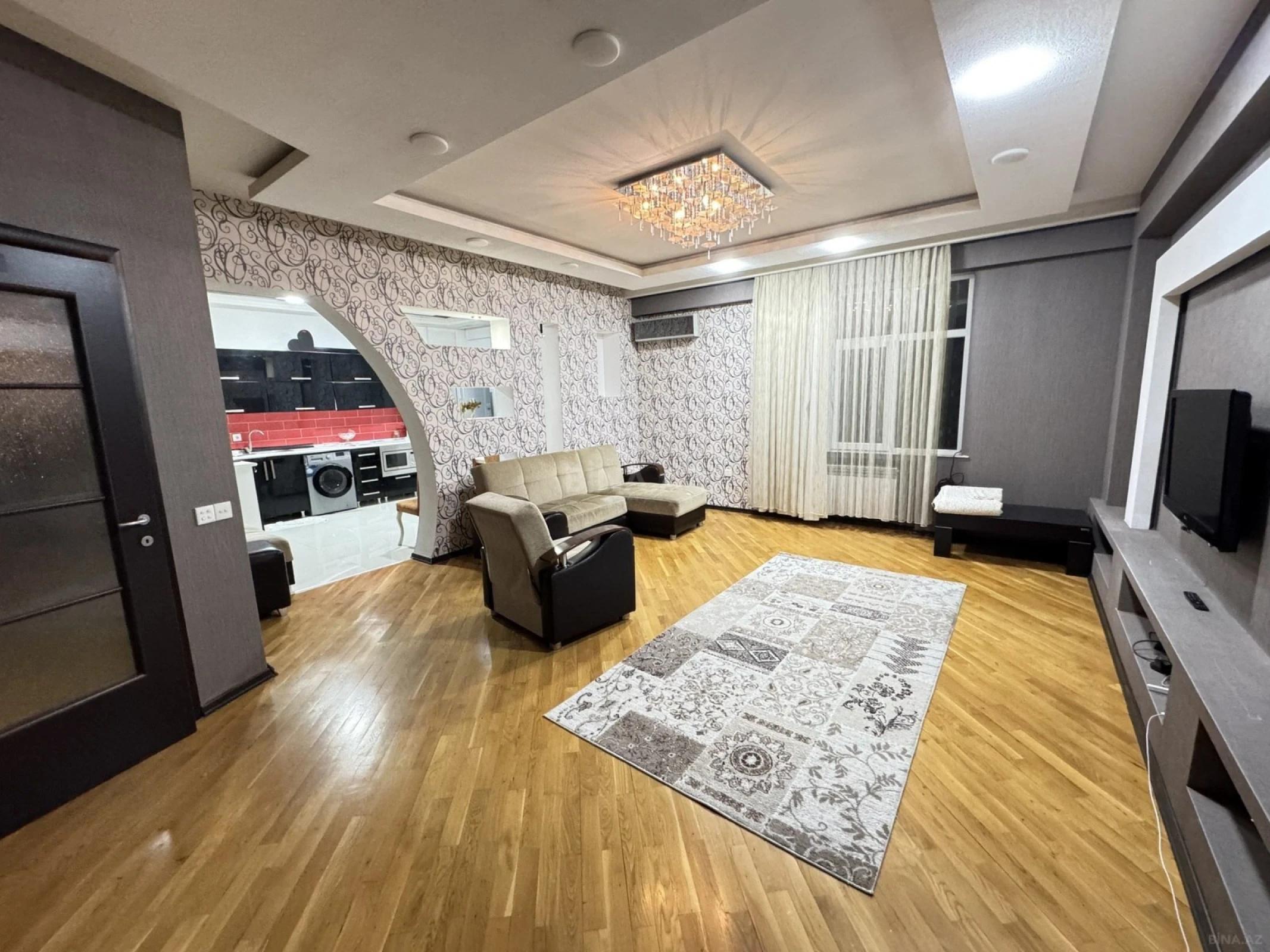 Satılır 3 otaqlı mənzil 115 m²