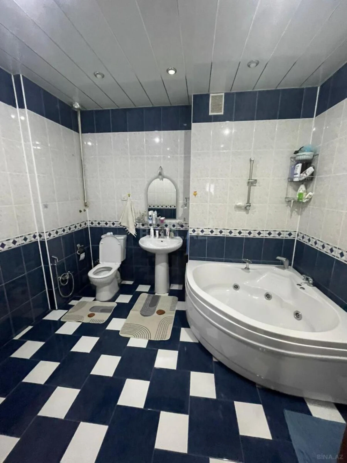 Satılır 3 otaqlı mənzil 120 m²