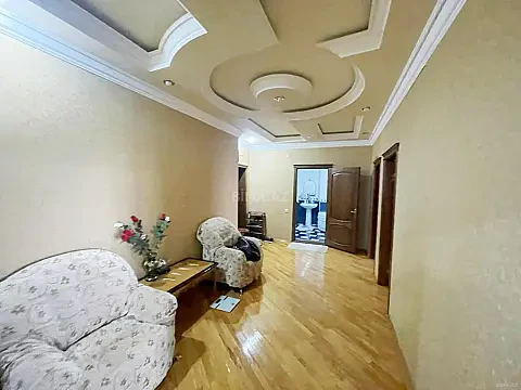 Satılır 3 otaqlı mənzil 120 m²