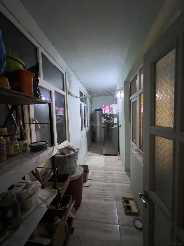 Satılır 4 otaqlı mənzil 100 m²