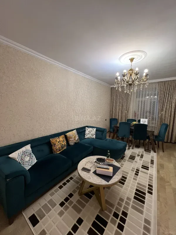 Satılır 4 otaqlı mənzil 100 m²