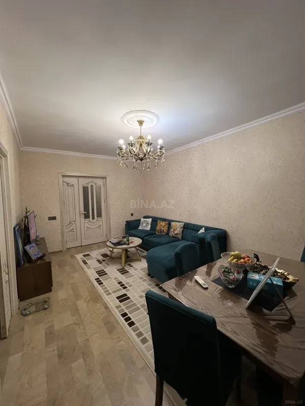 Satılır 4 otaqlı mənzil 100 m²