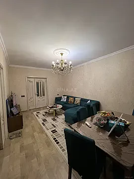 Satılır 4 otaqlı mənzil 100 m²