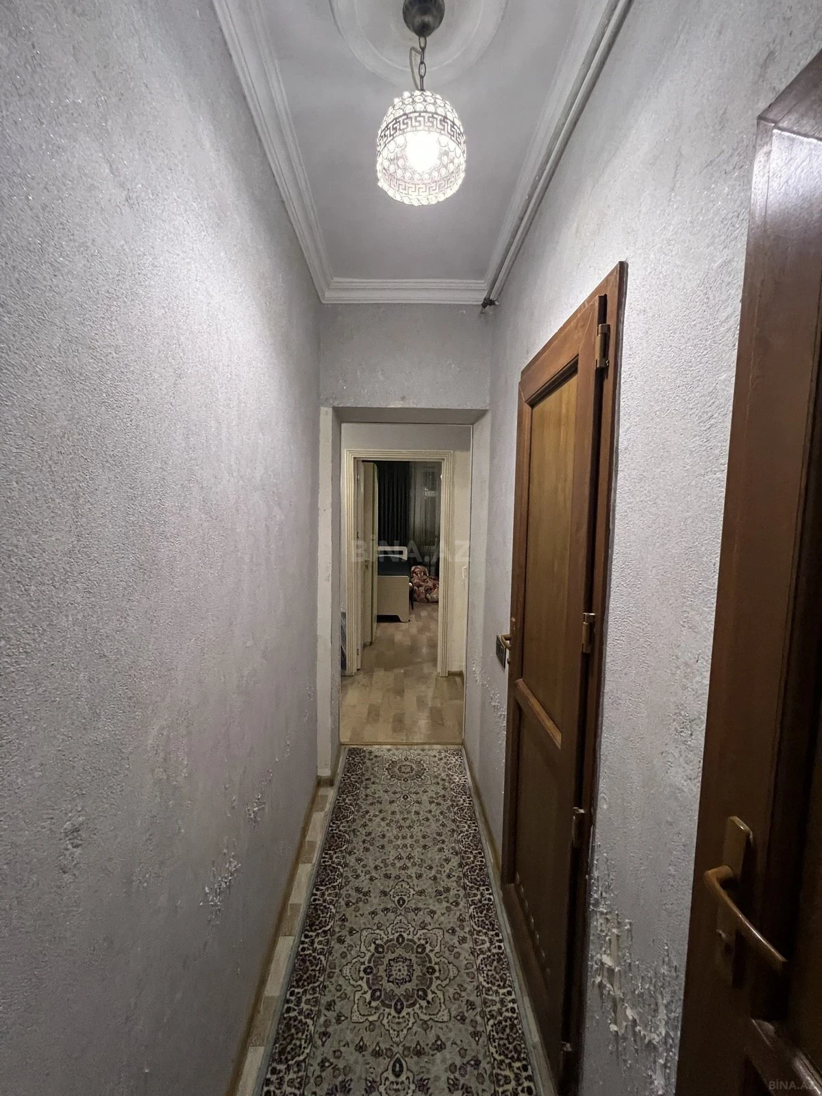 Satılır 4 otaqlı mənzil 100 m²