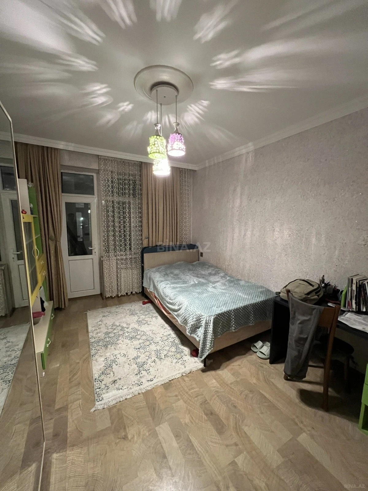 Satılır 4 otaqlı mənzil 100 m²