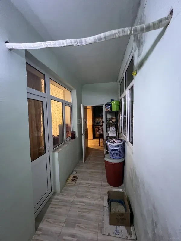 Satılır 4 otaqlı mənzil 100 m²