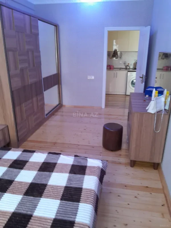 Kirayə verilir 2 otaqlı mənzil 57 m²