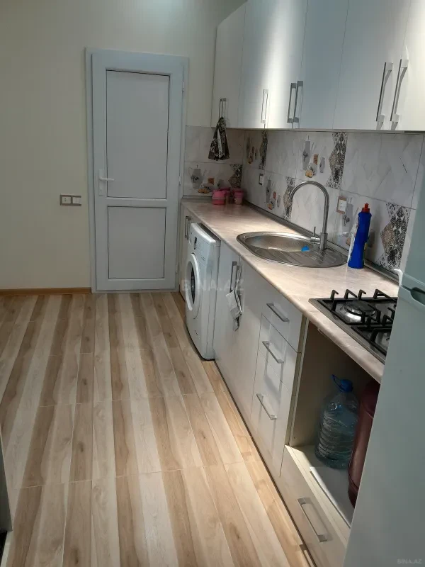 Kirayə verilir 2 otaqlı mənzil 57 m²