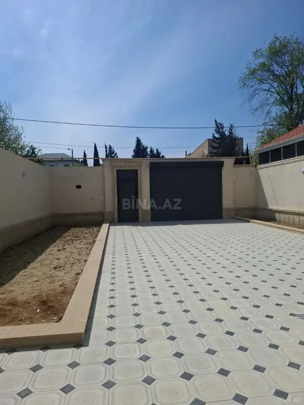 Satılır 5 otaqlı həyət evi 335 m²