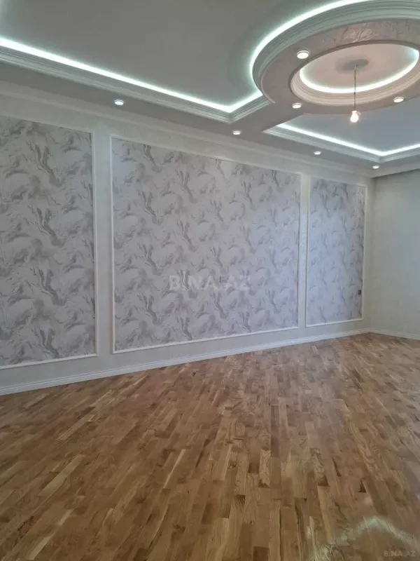 Satılır 5 otaqlı həyət evi 335 m²