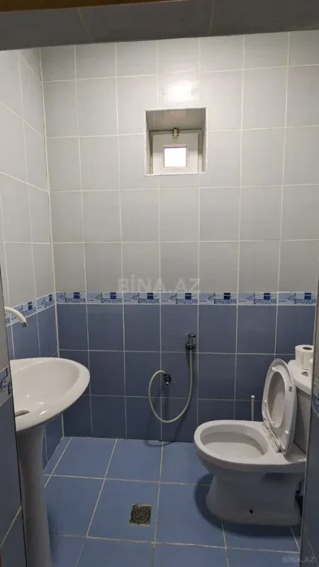 Satılır 8 otaqlı həyət evi 156 m²