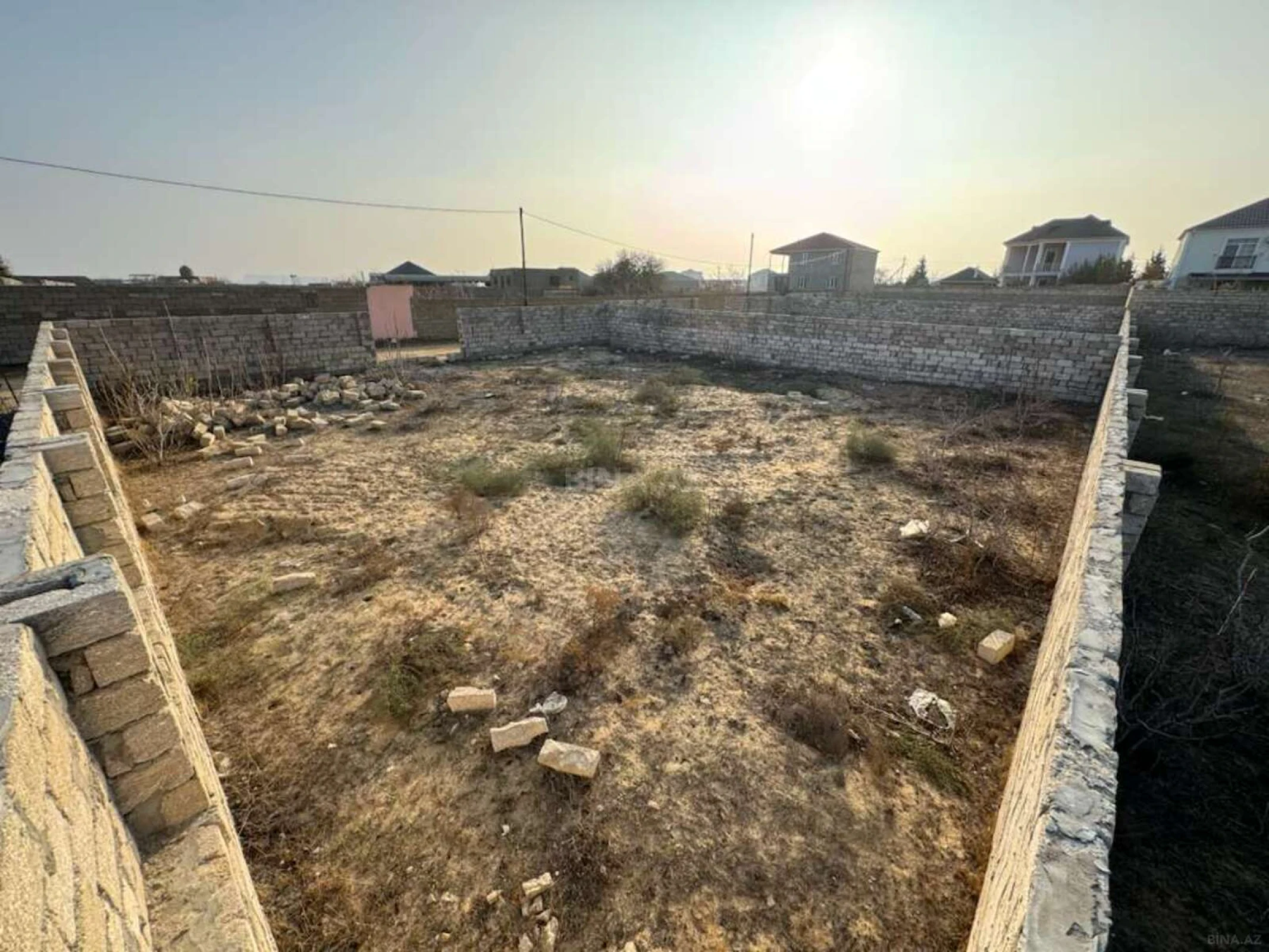 Satılır torpaq sahəsi 12 m²