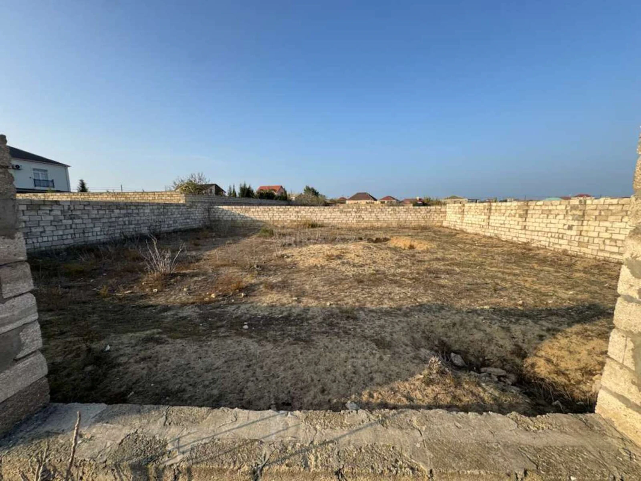 Satılır torpaq sahəsi 12 m²