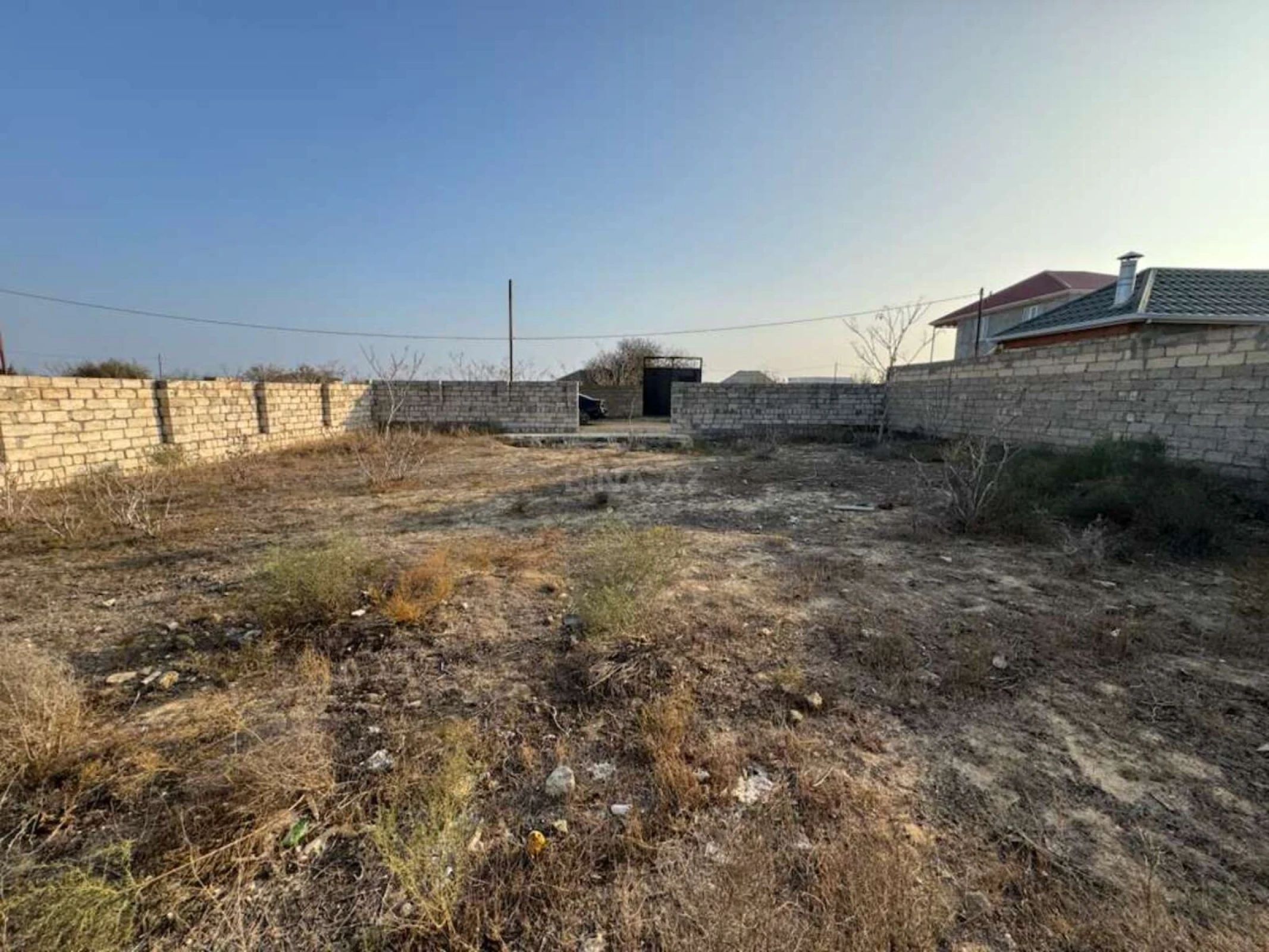 Satılır torpaq sahəsi 12 m²