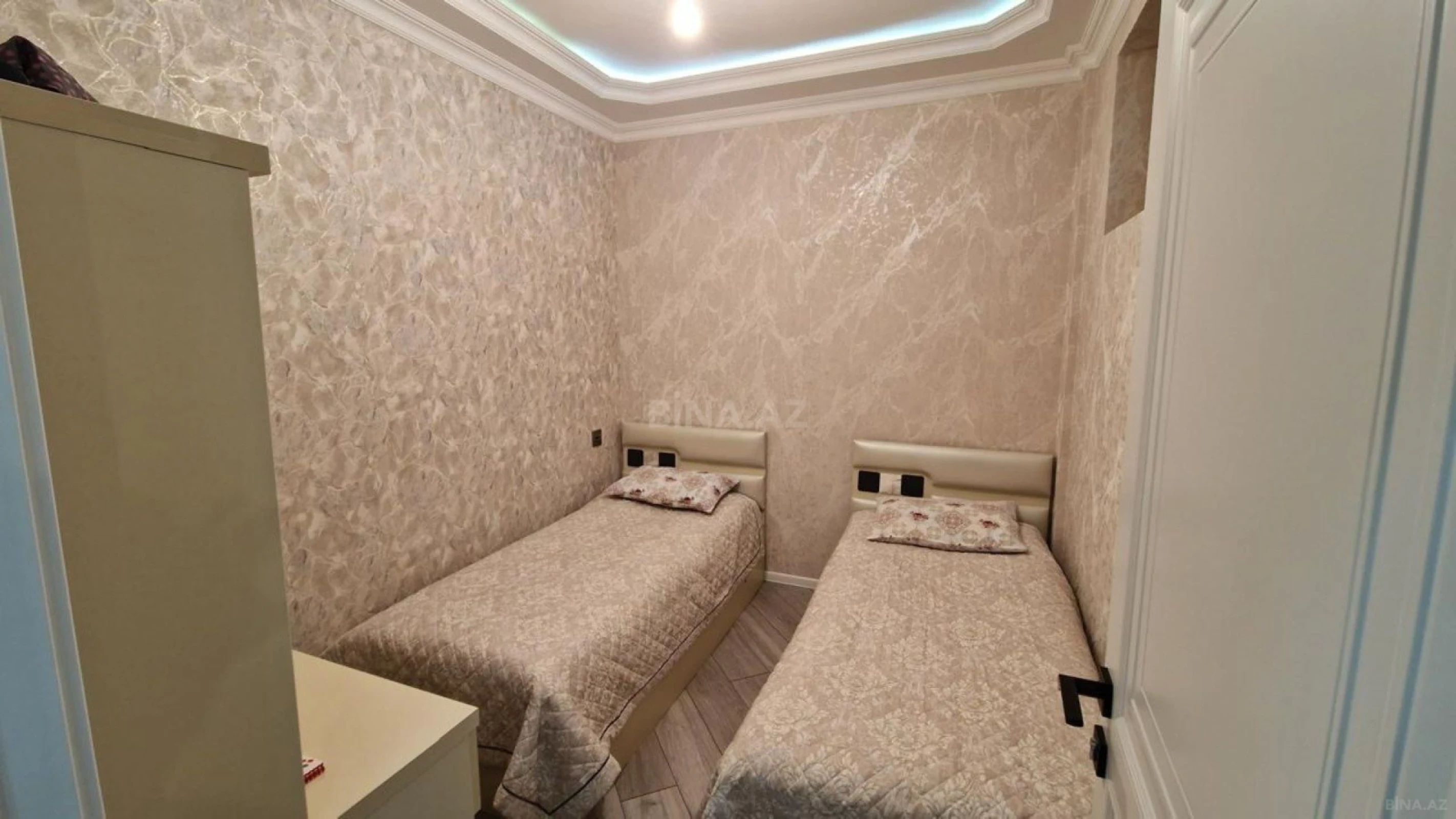 Satılır 3 otaqlı mənzil 70 m²