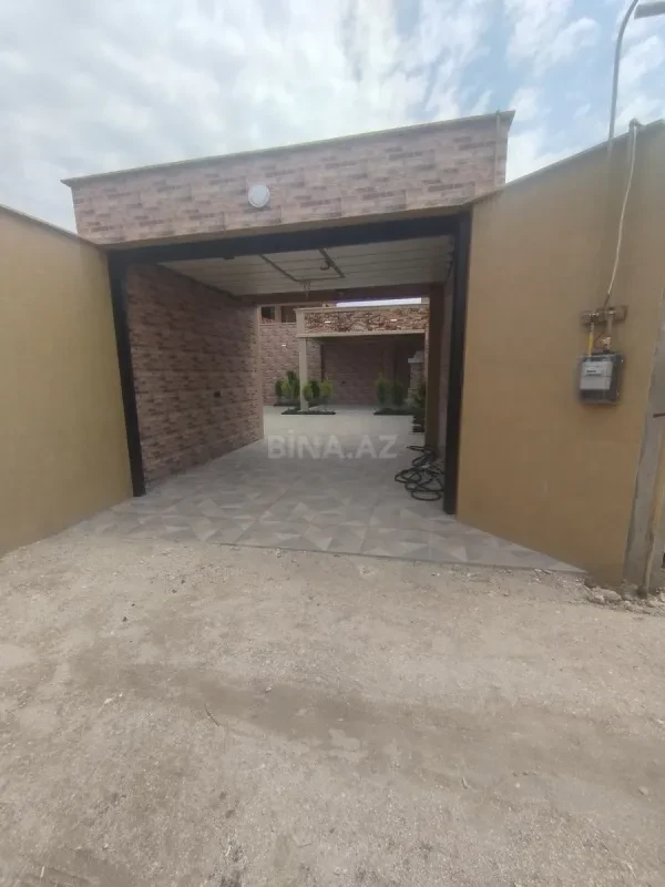 Satılır 3 otaqlı həyət evi 110 m²