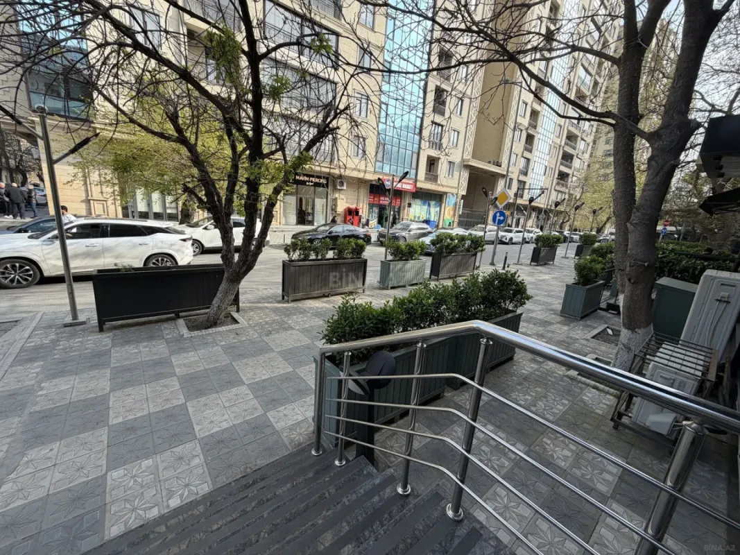 Kirayə verilir obyekt 120 m²