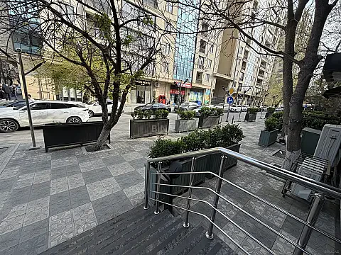 Kirayə verilir obyekt 120 m²