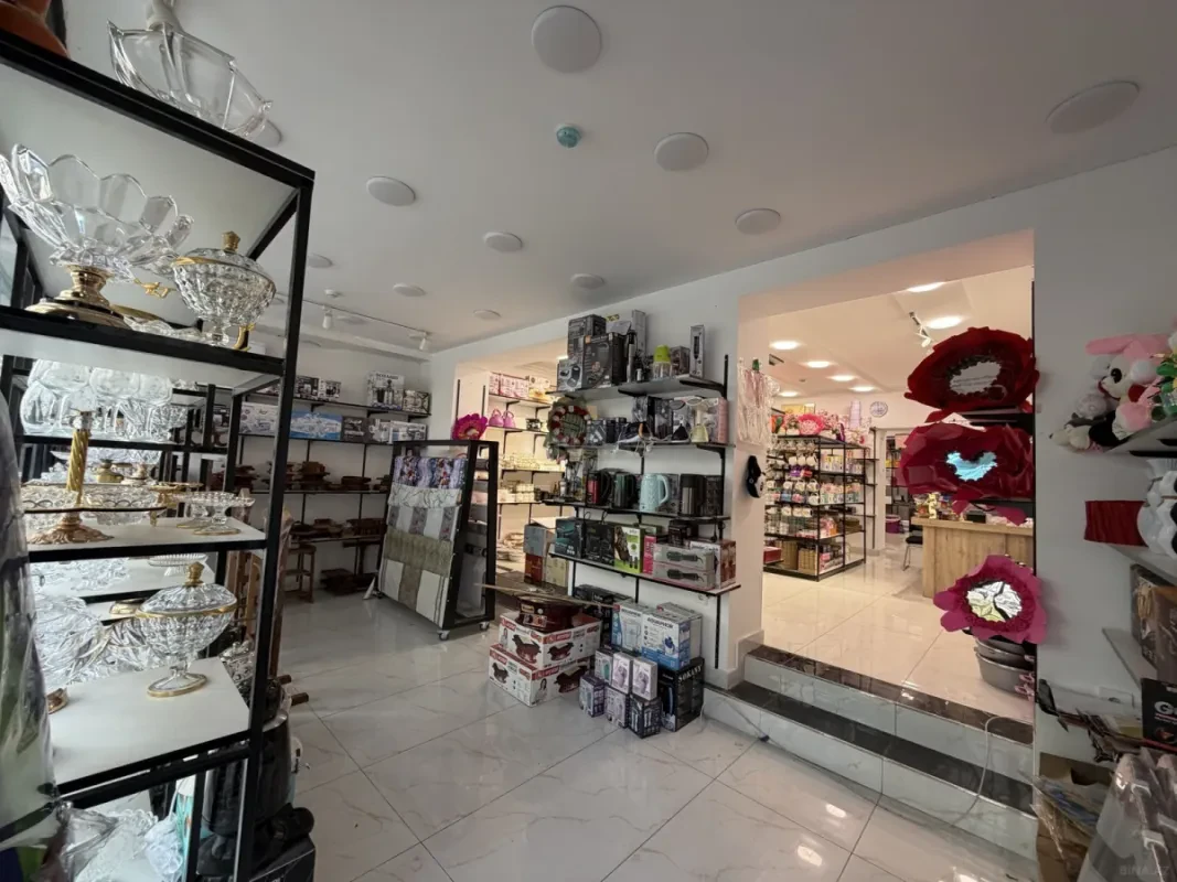 Kirayə verilir obyekt 120 m²