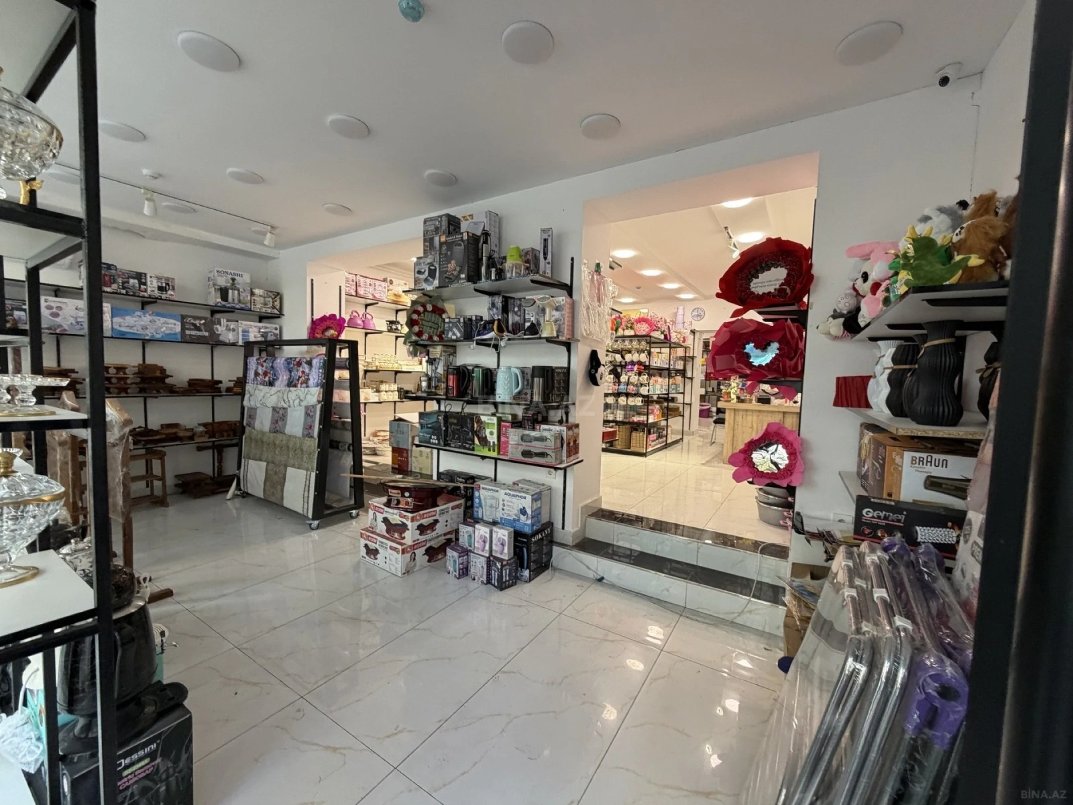 Kirayə verilir obyekt 120 m²