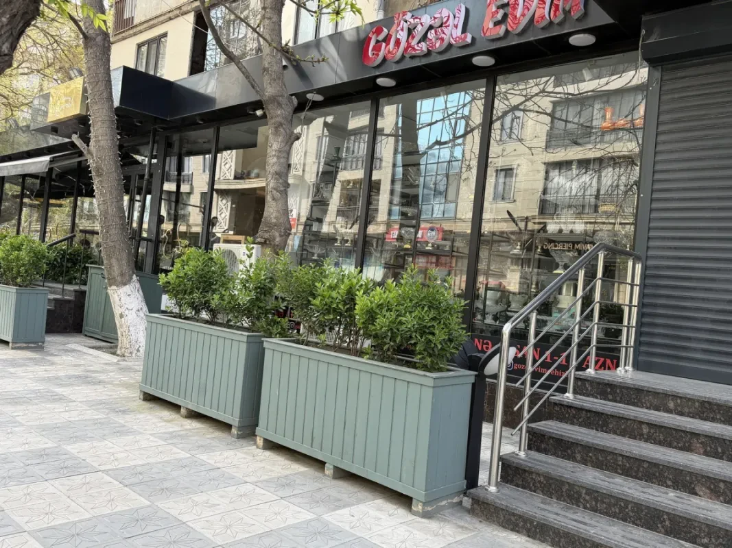 Kirayə verilir obyekt 120 m²