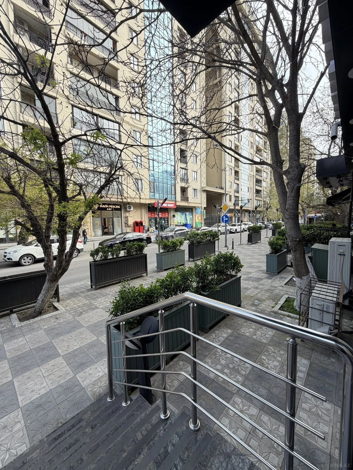 Kirayə verilir obyekt 120 m²