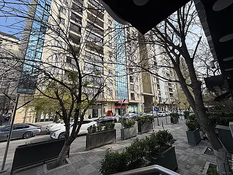 Kirayə verilir obyekt 120 m²