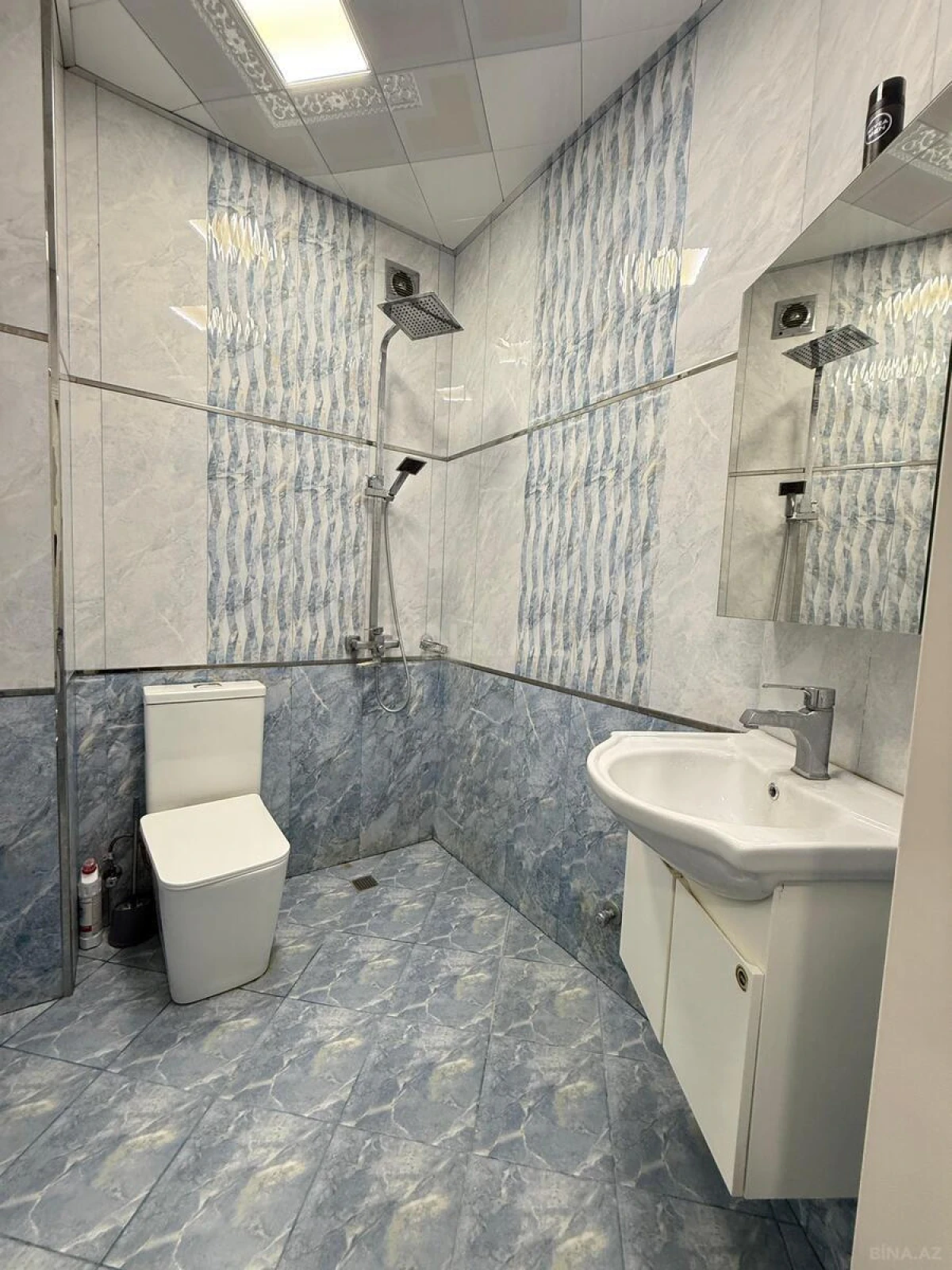 Satılır 2 otaqlı mənzil 69 m²