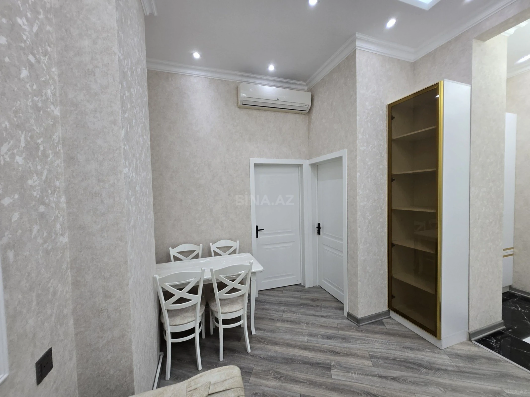Satılır 3 otaqlı mənzil 62 m²